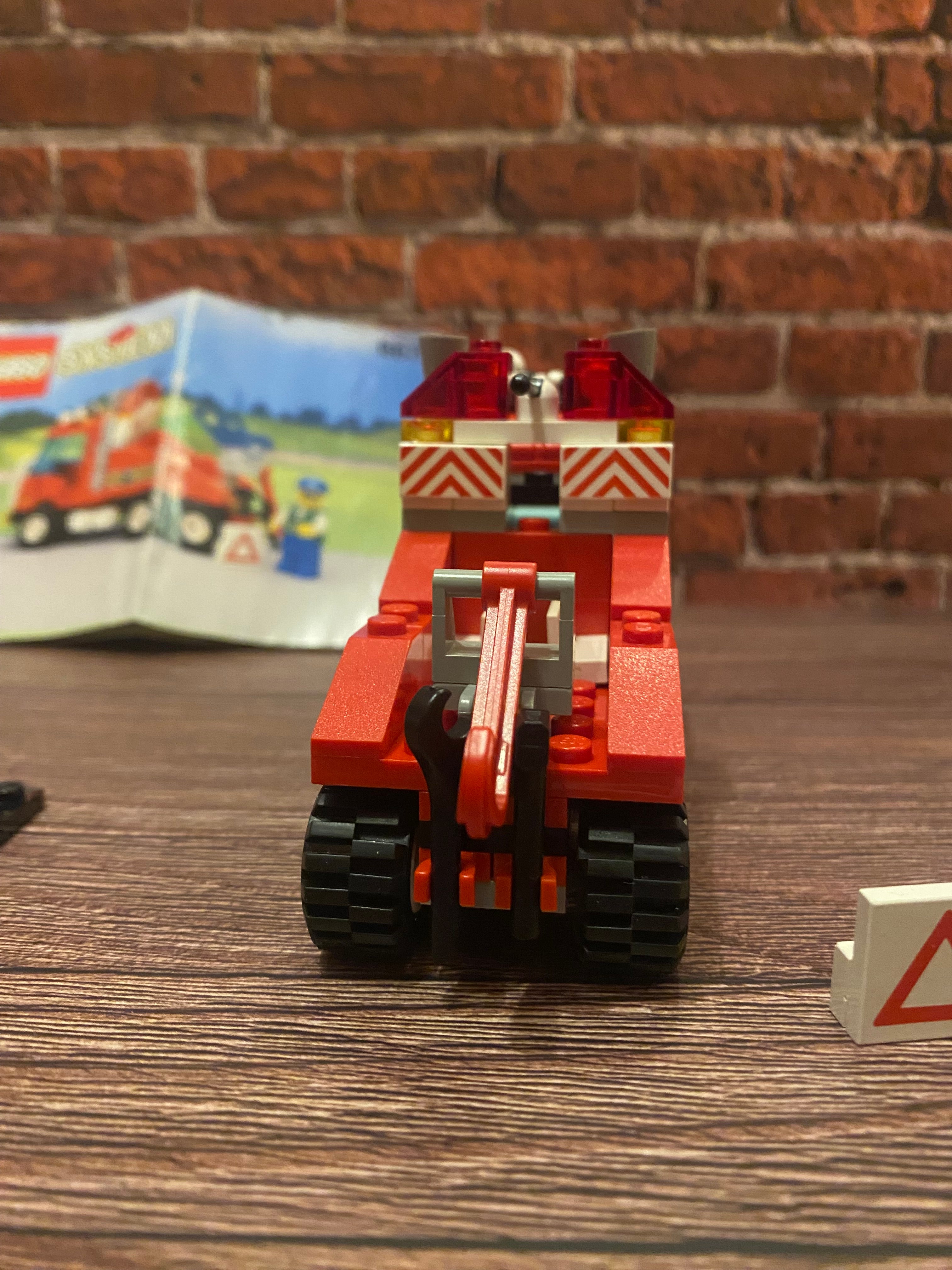 LEGO 6670 Rescue Rig (1993)