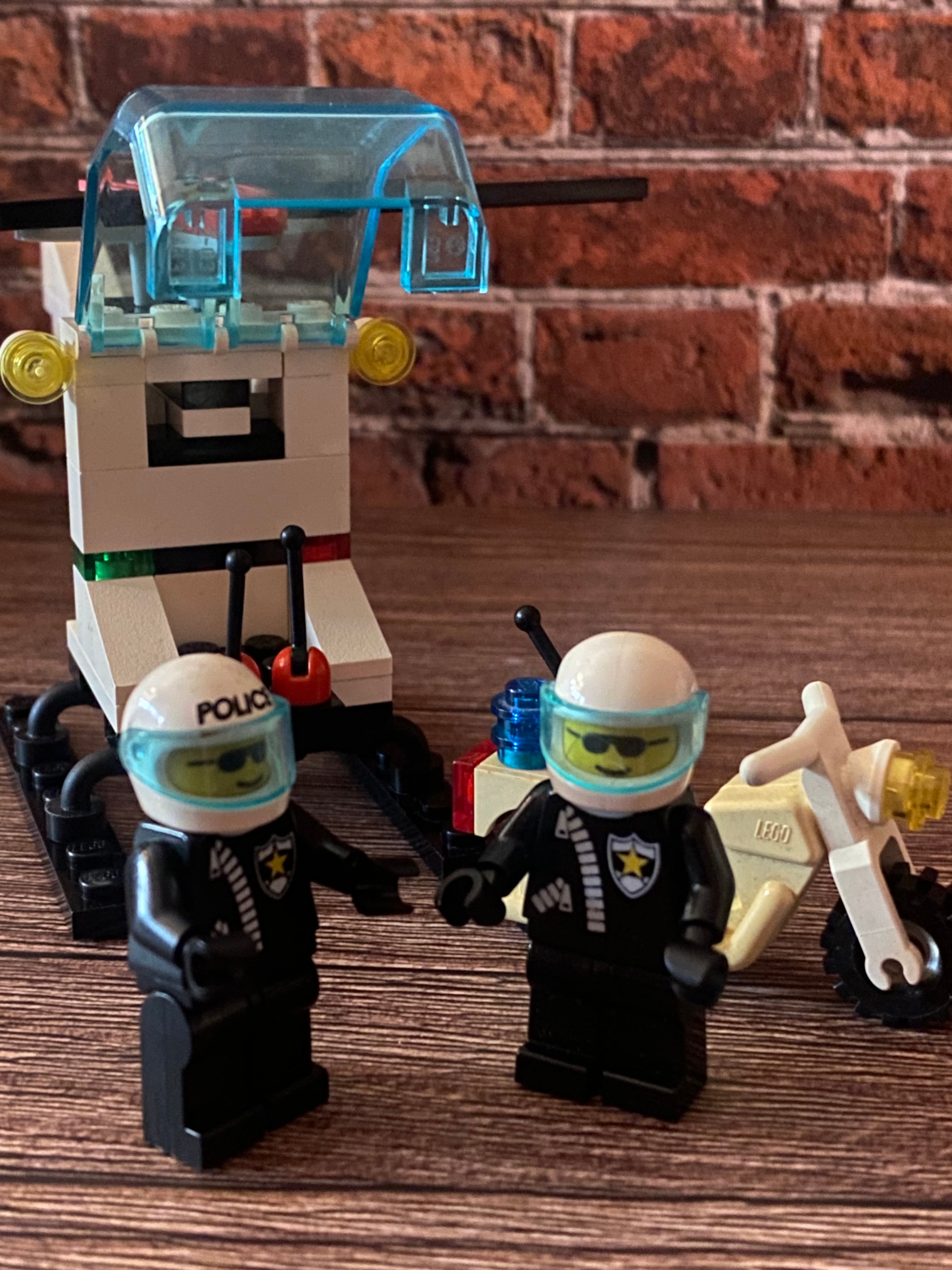 LEGO 6664 Chopper Cops (1993)