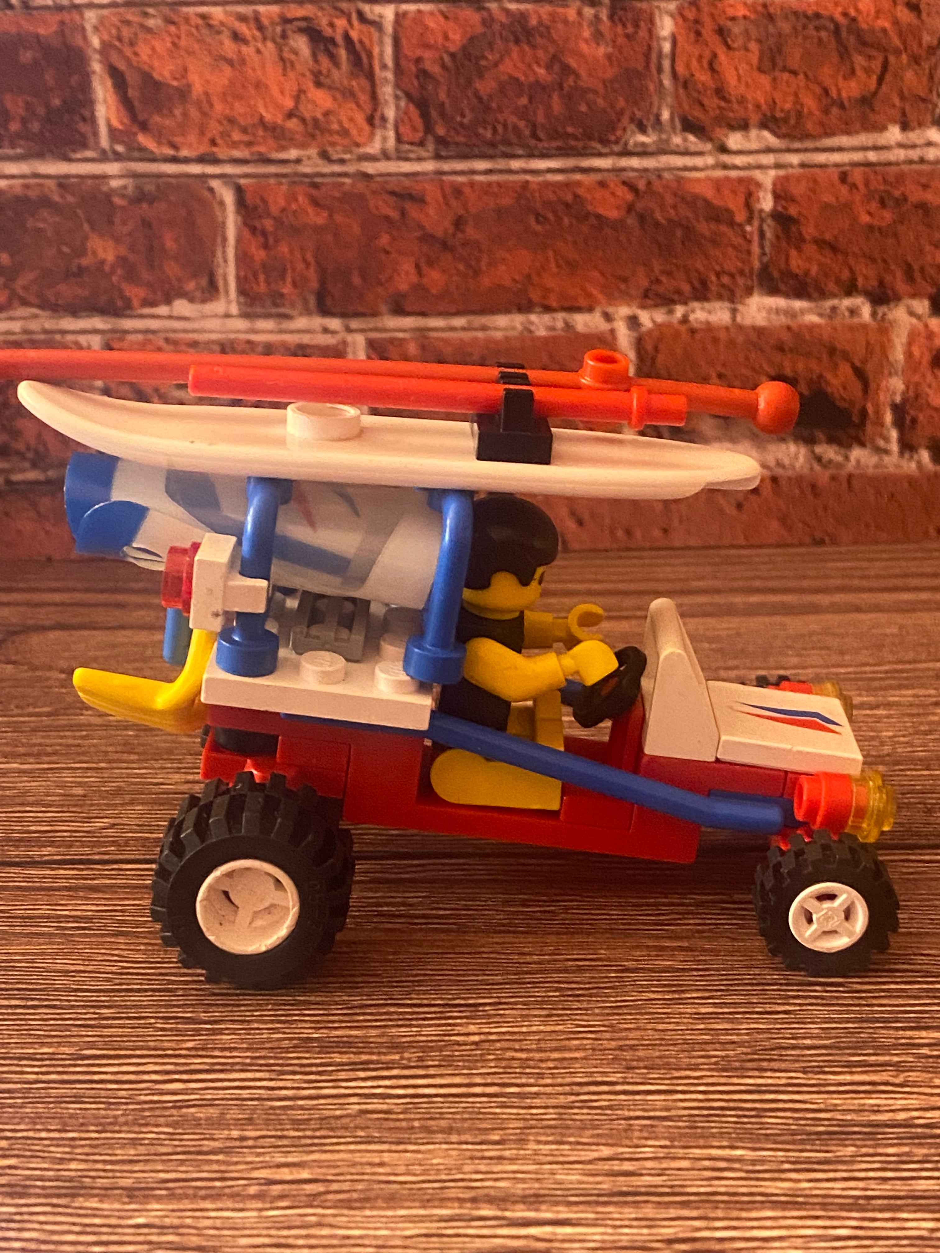 LEGO 6534 Beach Bandit (1992)