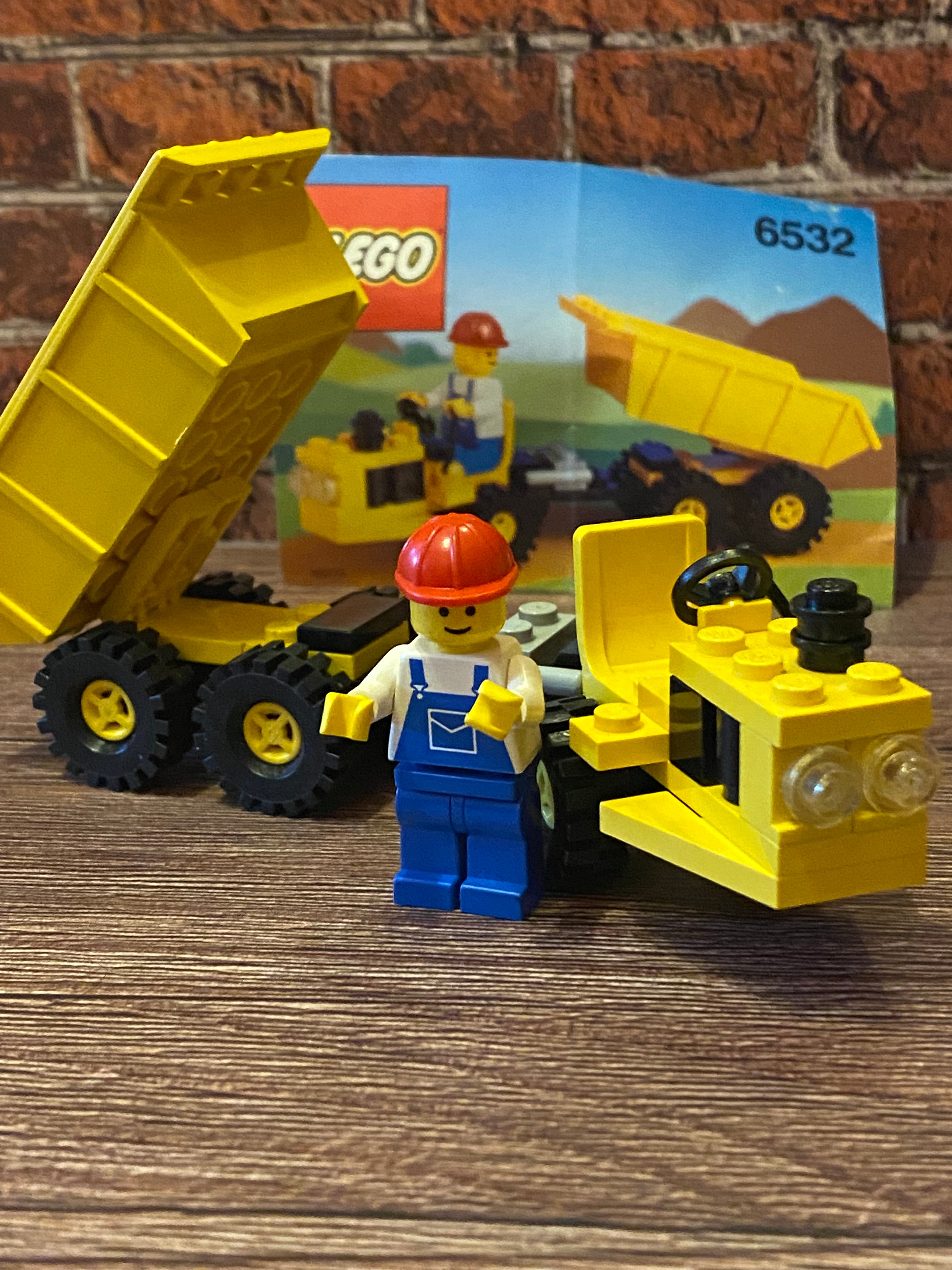 LEGO 6532 Diesel Dumper (1991)