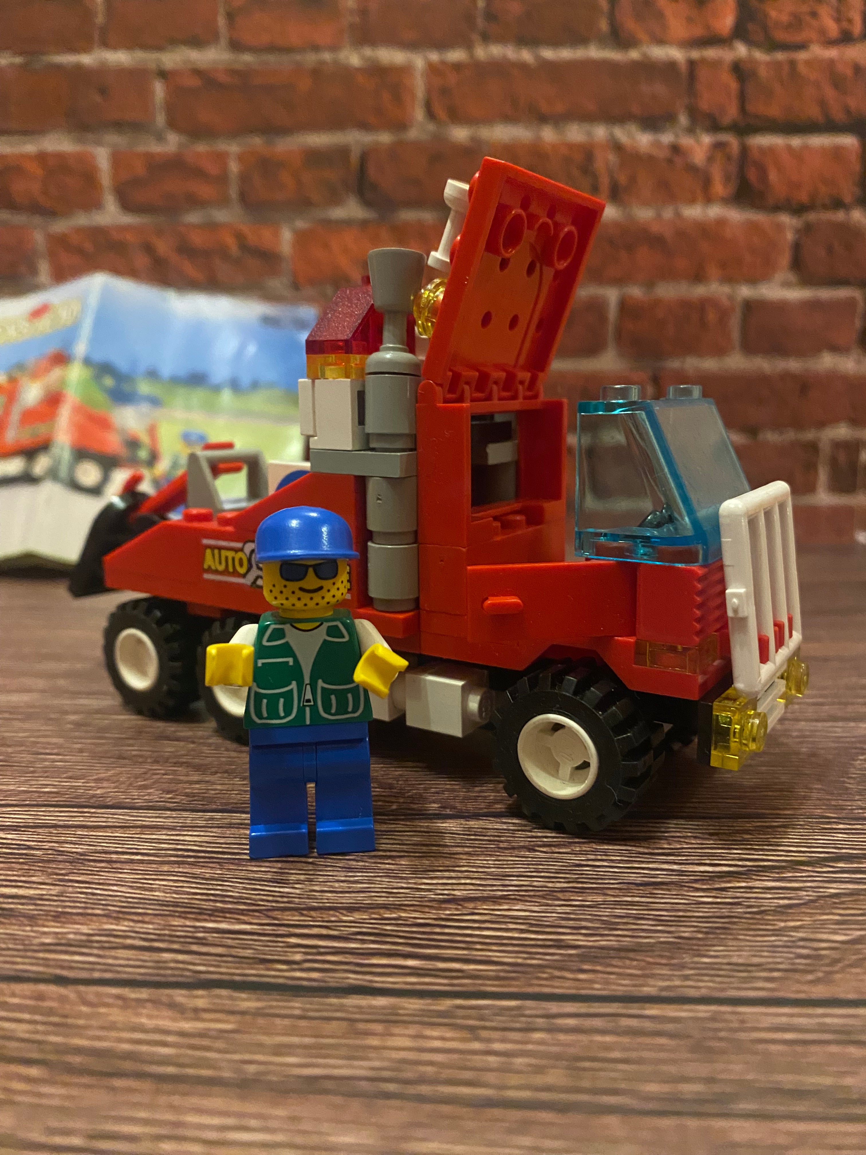 LEGO 6670 Rescue Rig (1993)