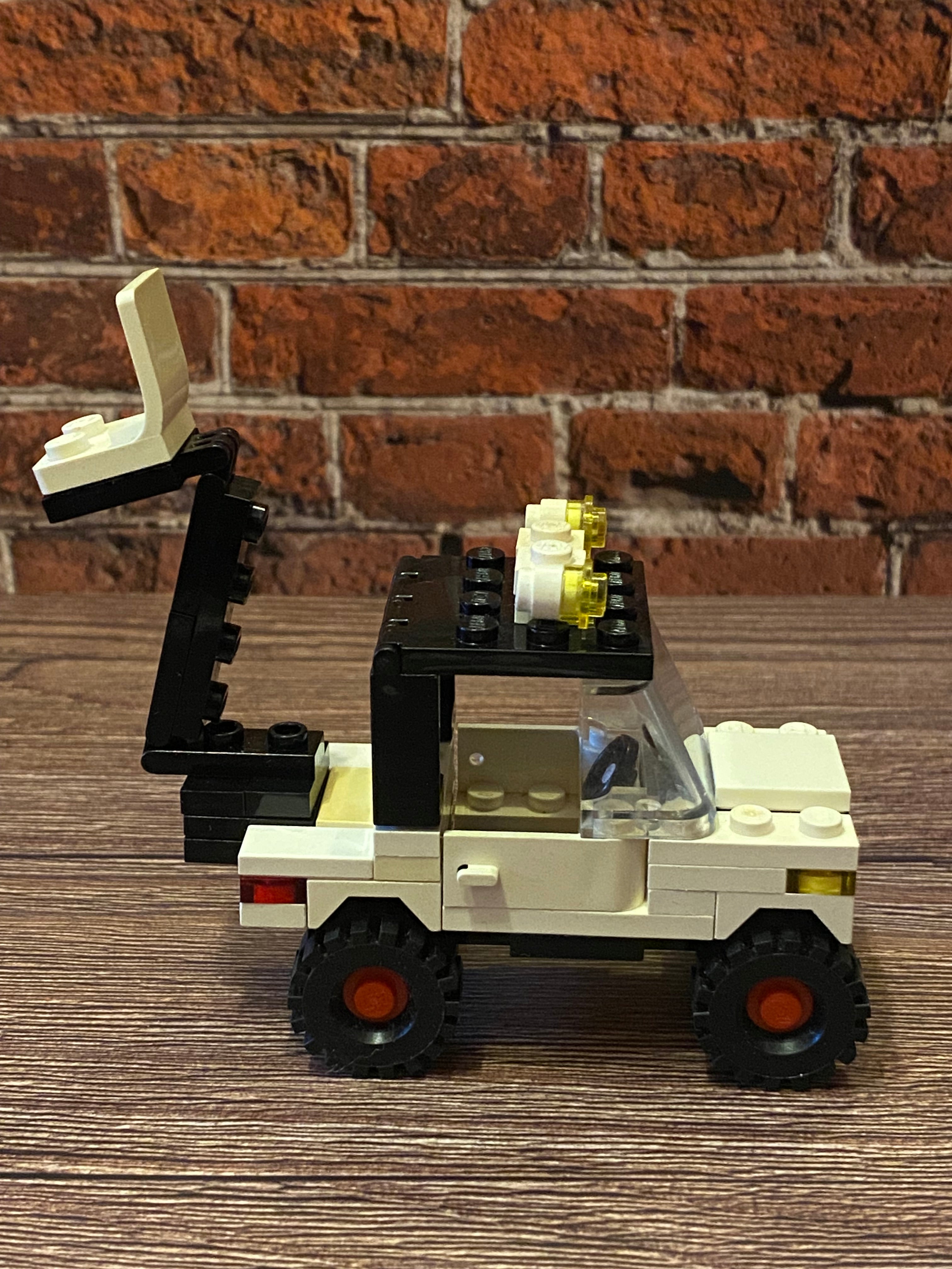 LEGO 6659 TV Camera Crew (1986)