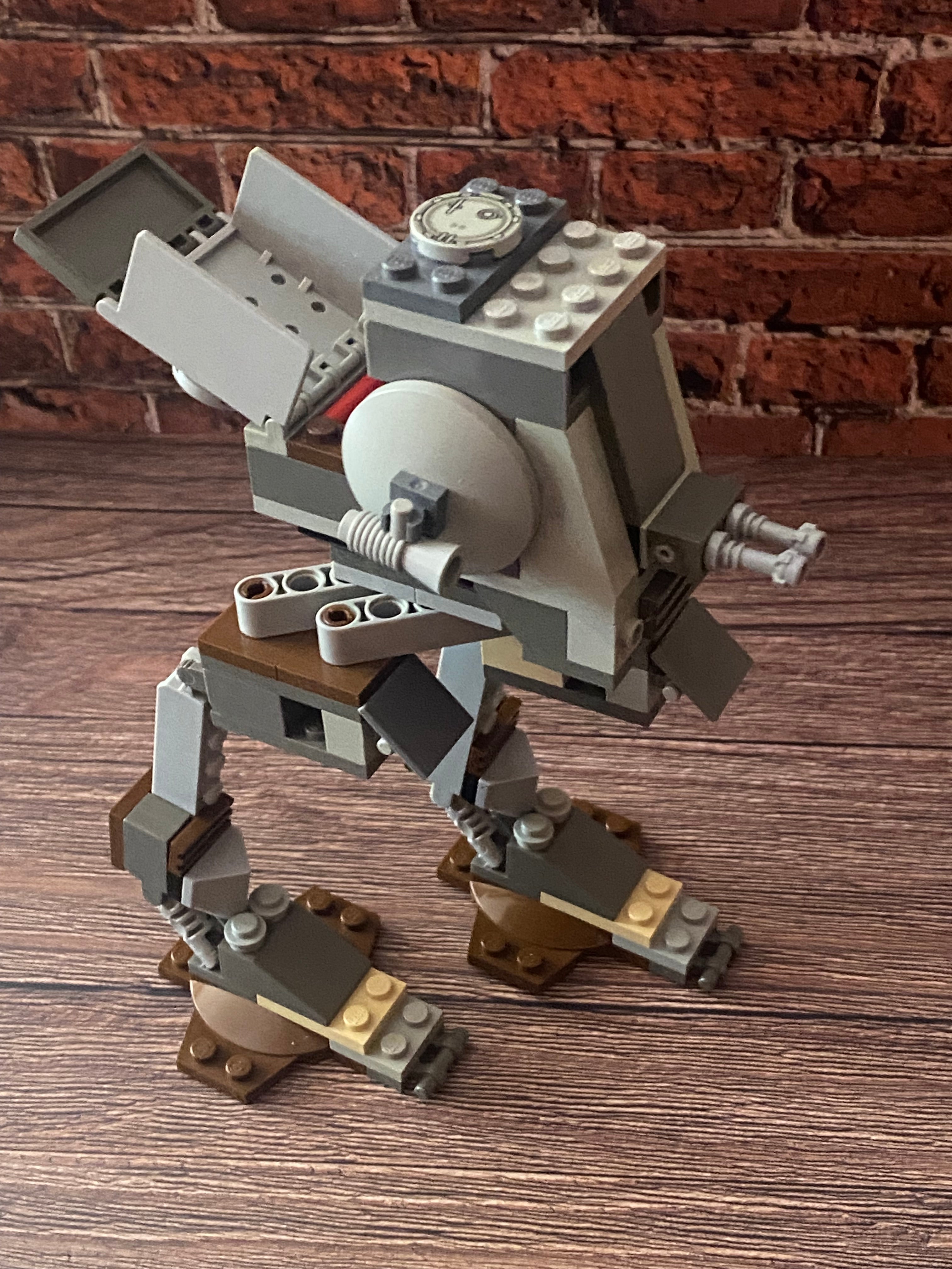 LEGO Star Wars 7127 – Imperial AT-ST (2001)