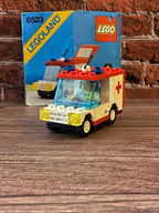 LEGO 6523 Red Cross / Emergency Medical Car (1987)