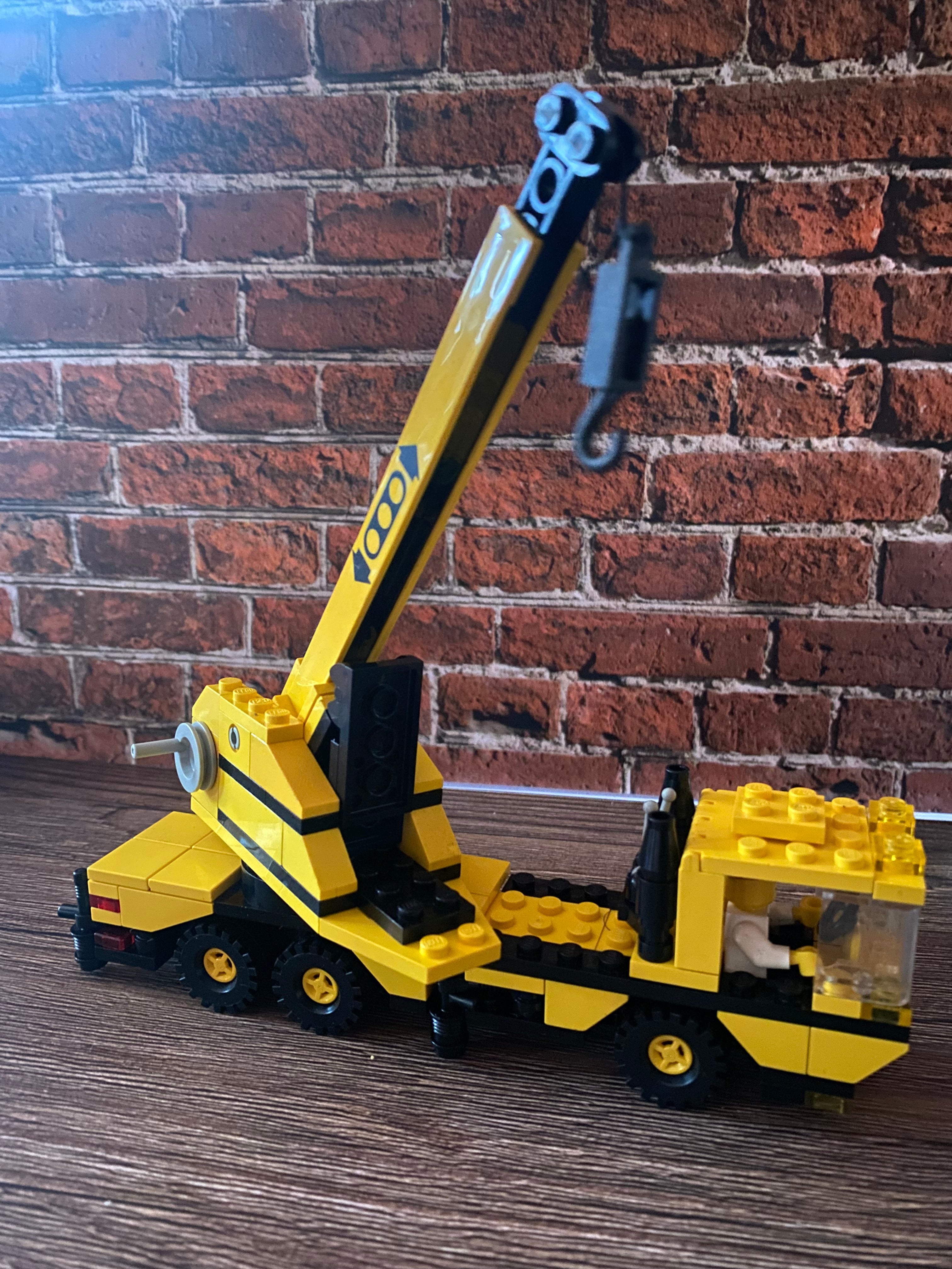 LEGO 6361 Mobile Crane (1986)