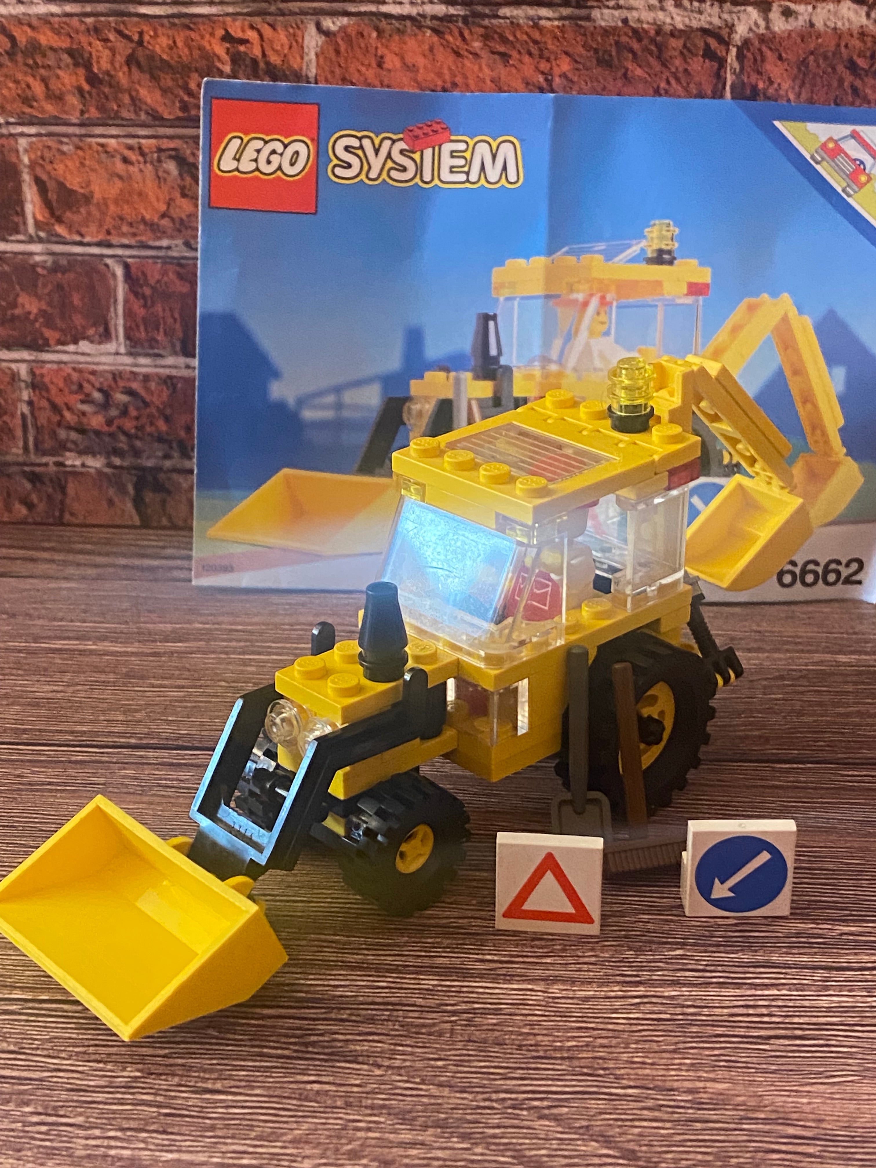 LEGO 6662 Backhoe (1992)