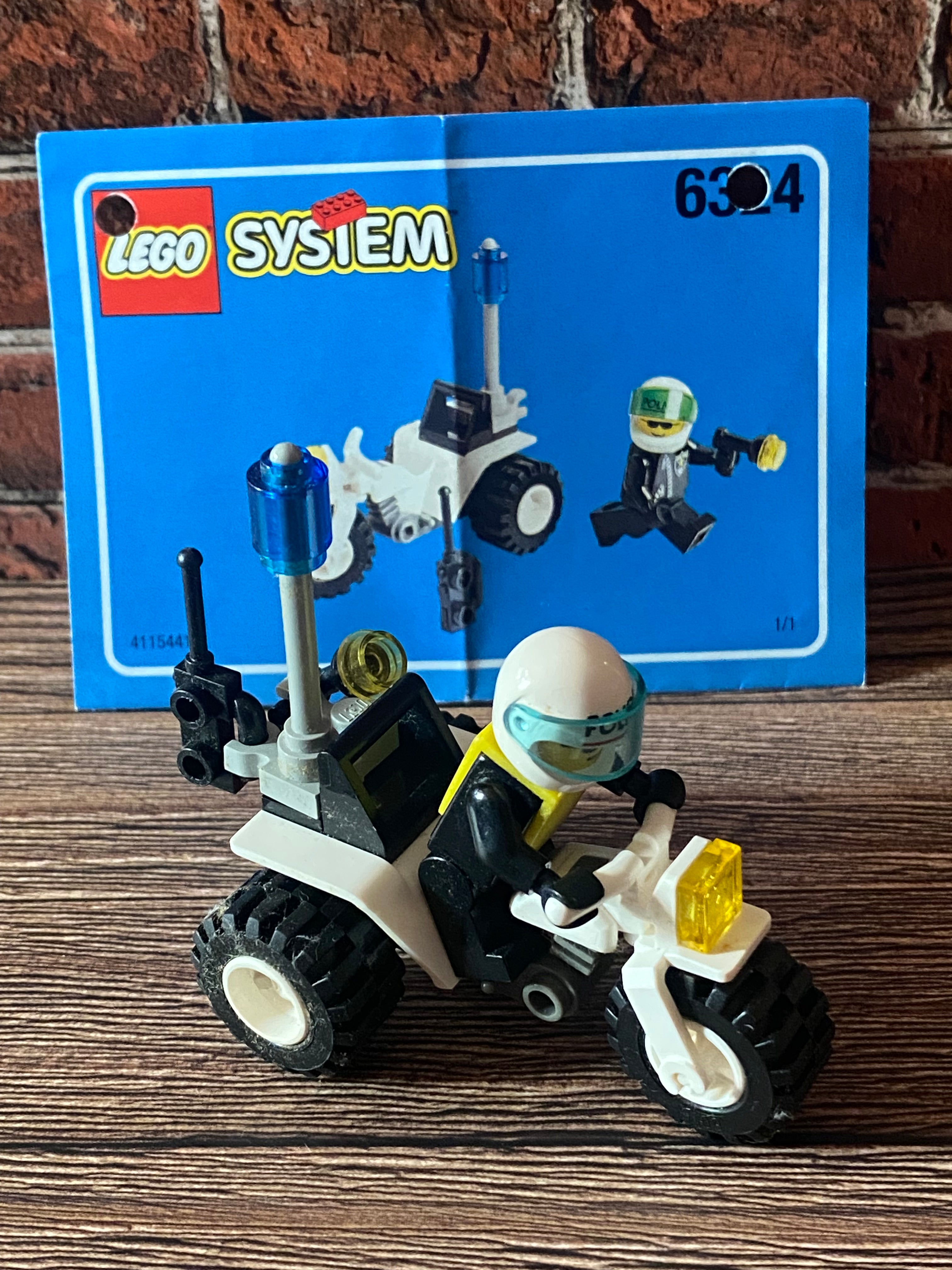 LEGO 6324 Chopper Cops (1996)