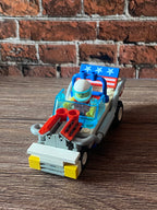 LEGO 6646 Screaming Patriot (1991)