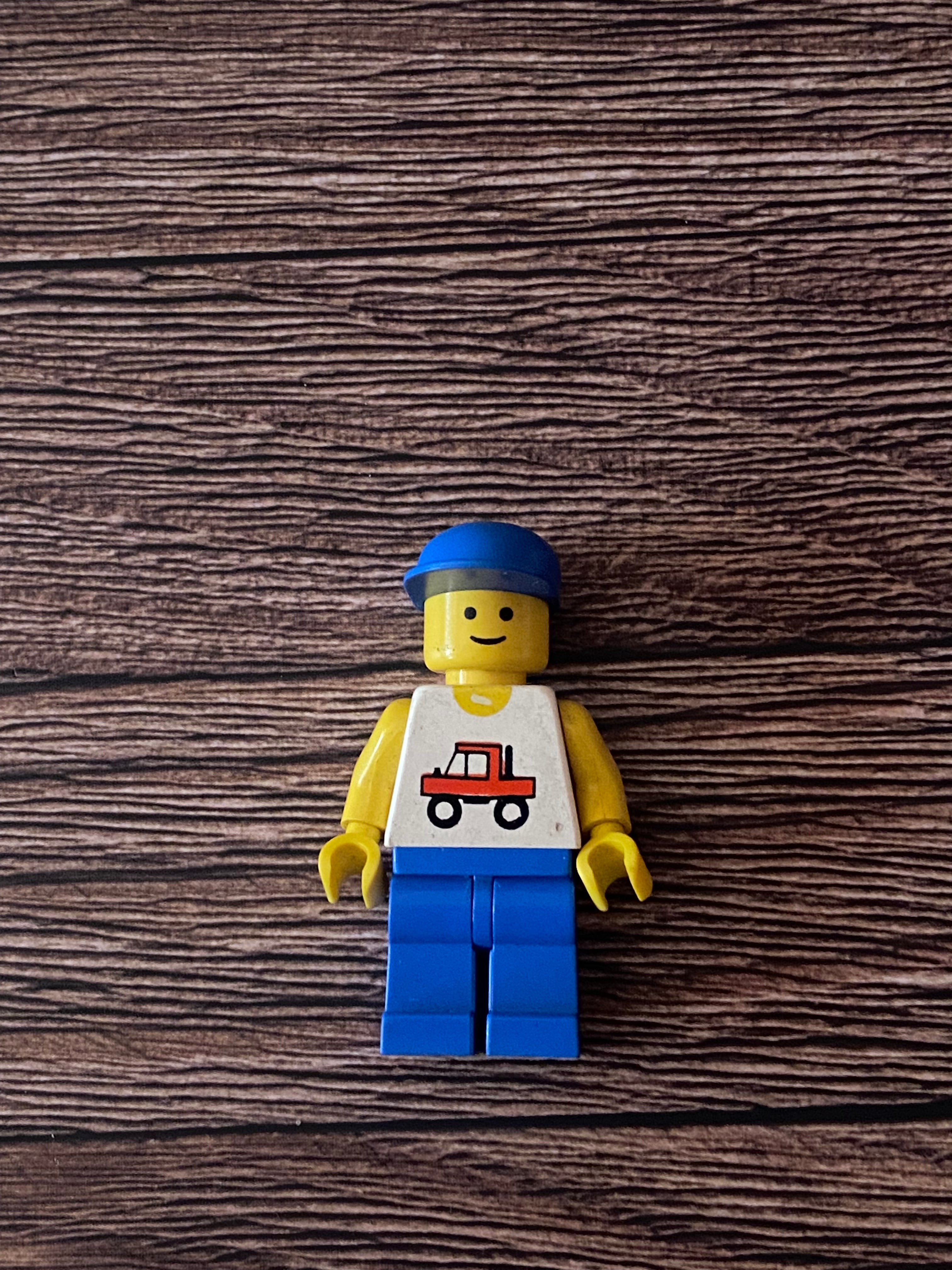 LEGO 6660 Hook and Haul Wrecker (1989)