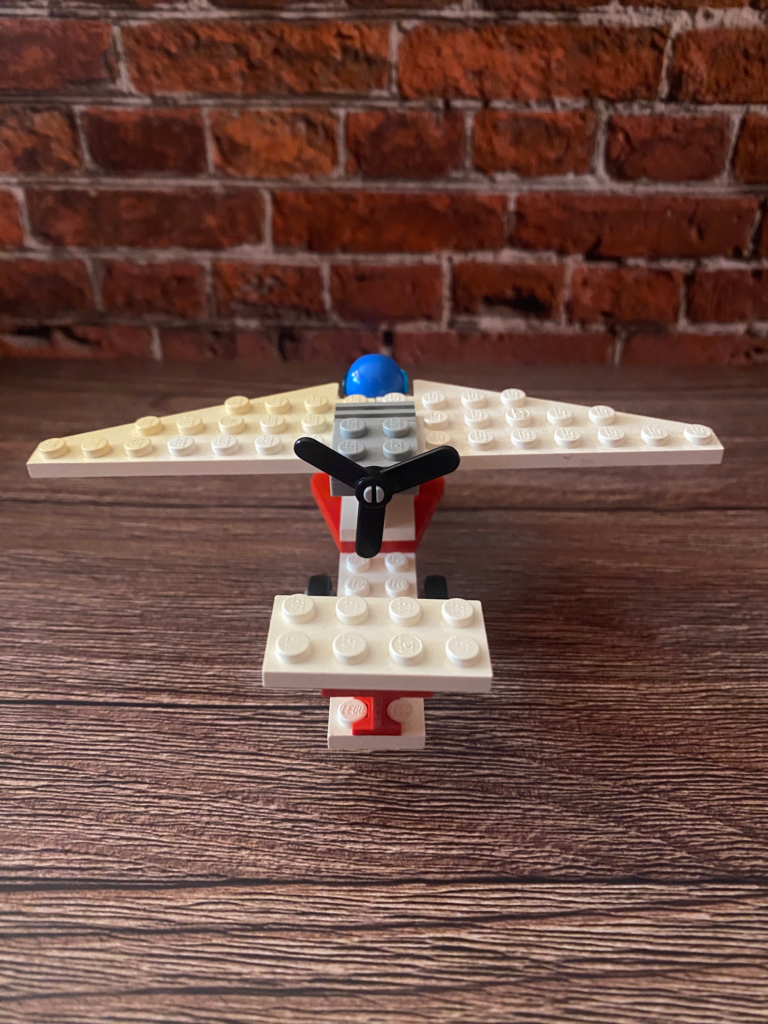 LEGO 6529 Ultra Light I (1990)