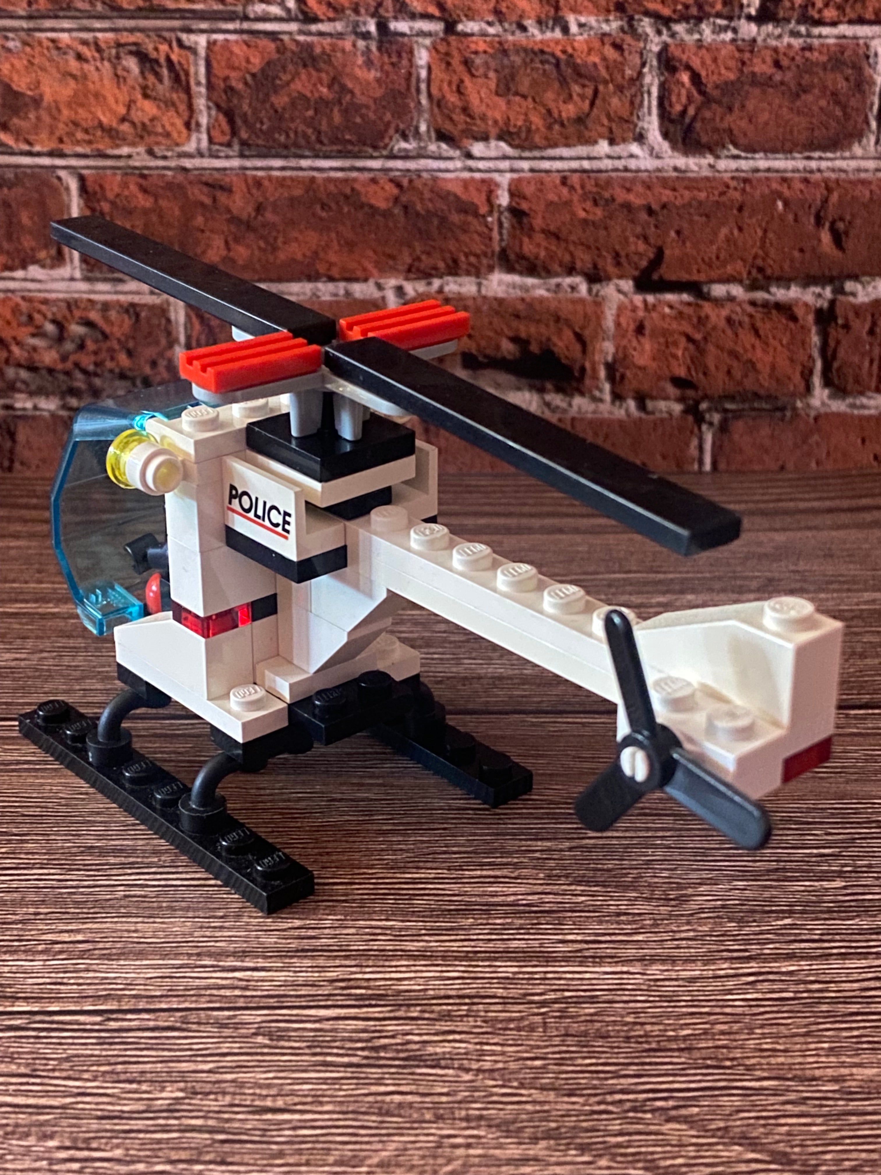 LEGO 6664 Chopper Cops (1993)