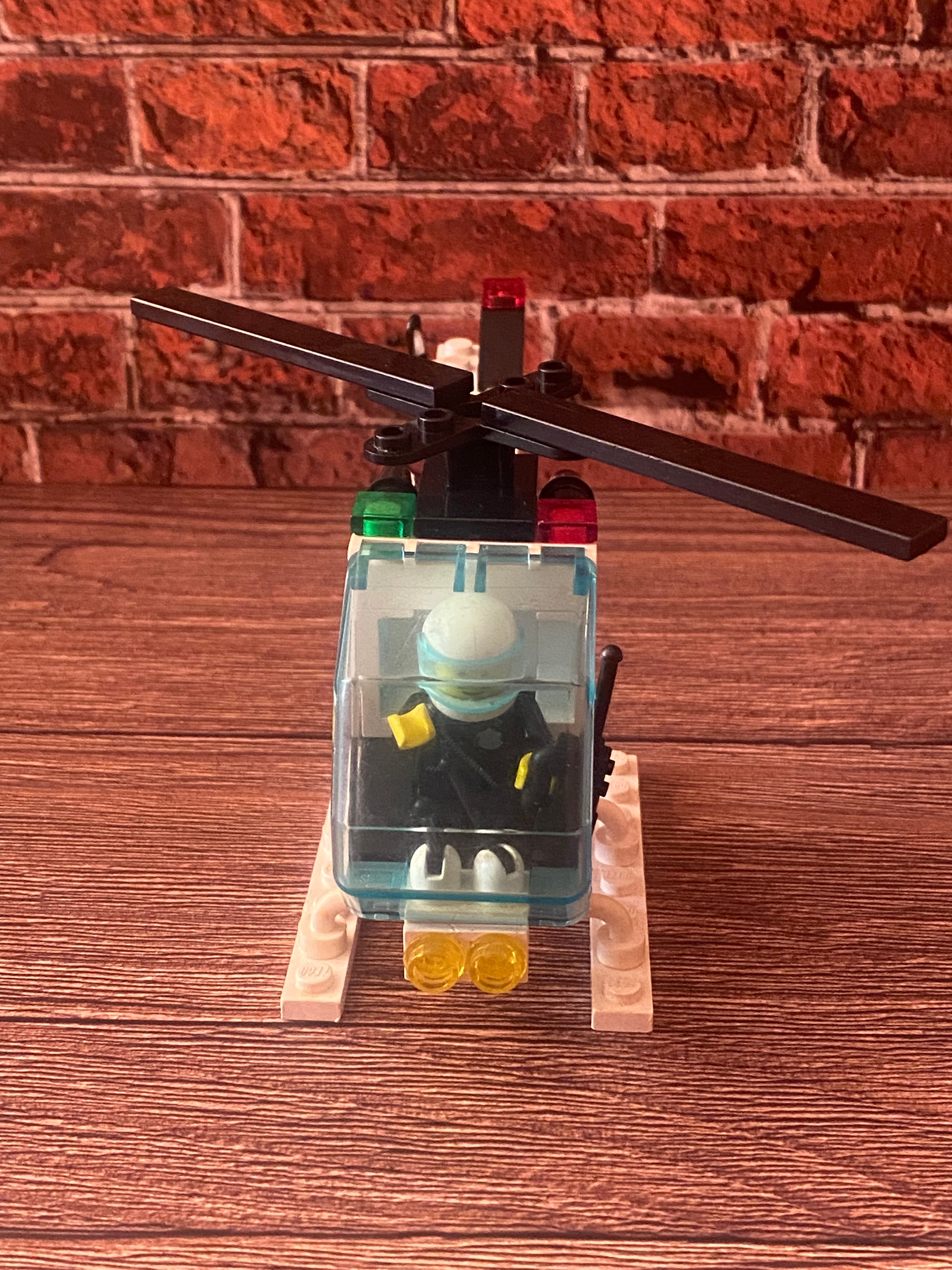 LEGO 6642 Police Helicopter (1988)