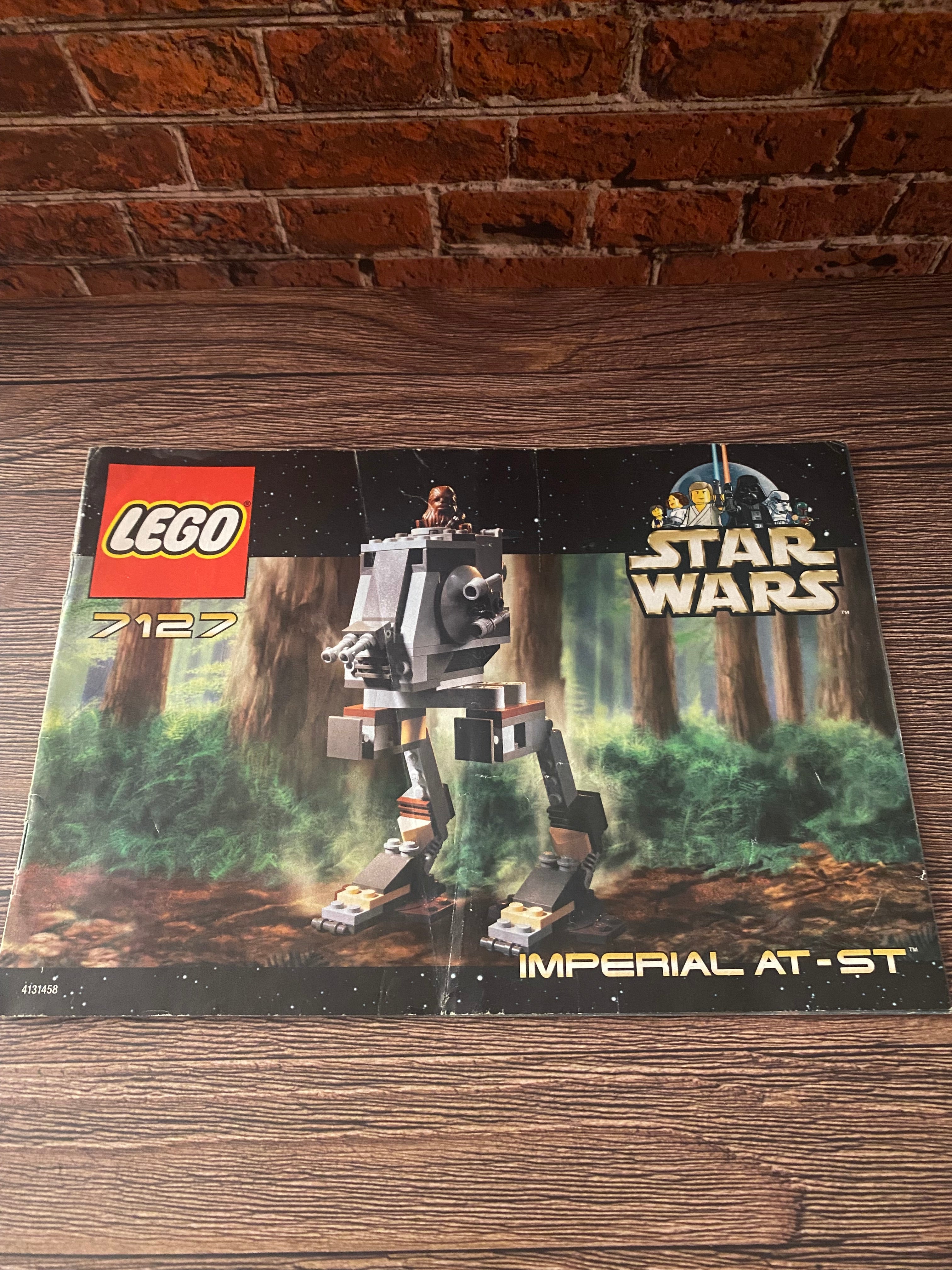 LEGO Star Wars 7127 – Imperial AT-ST (2001)