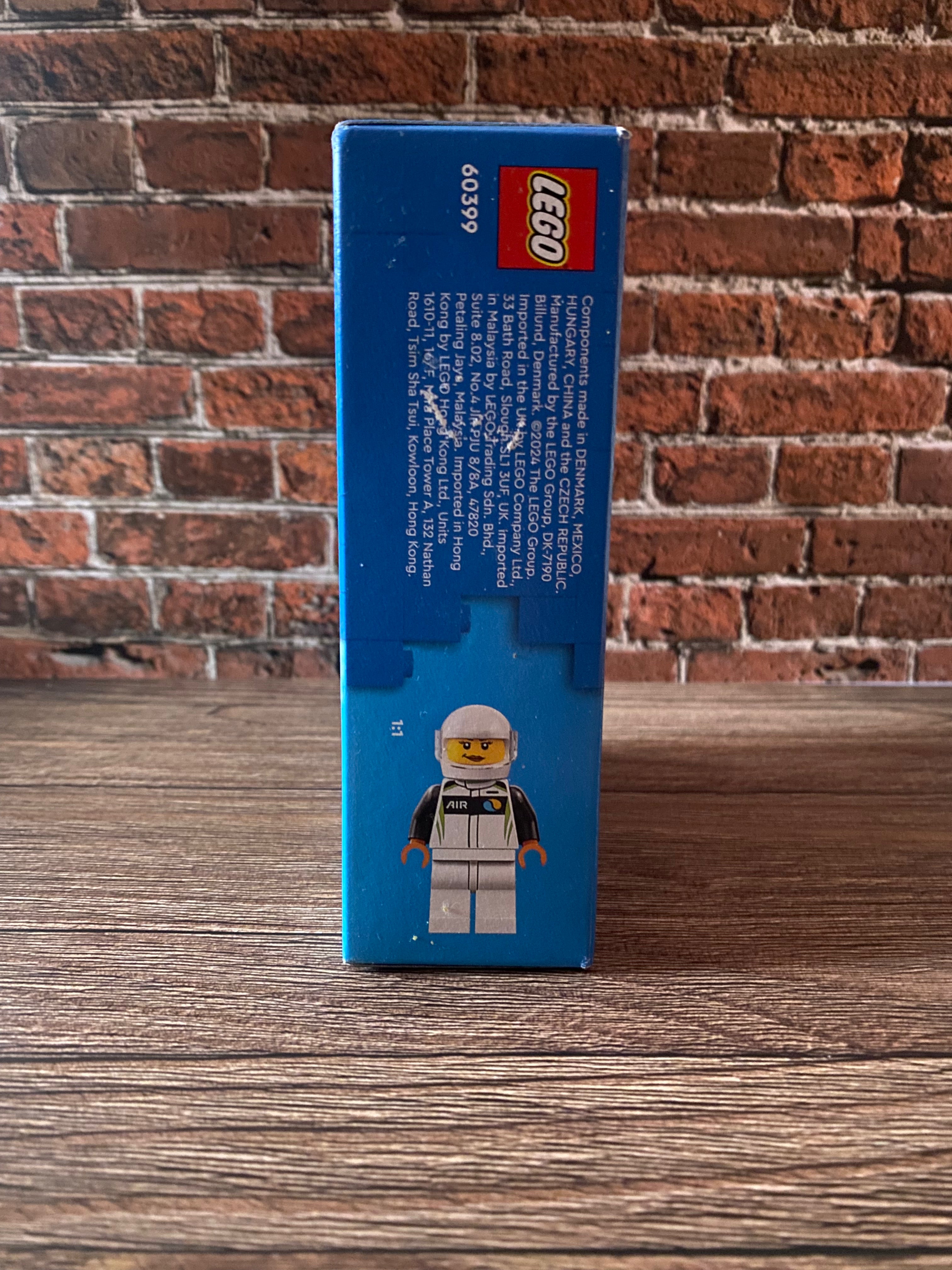 LEGO City 60399 Race Car (2024)