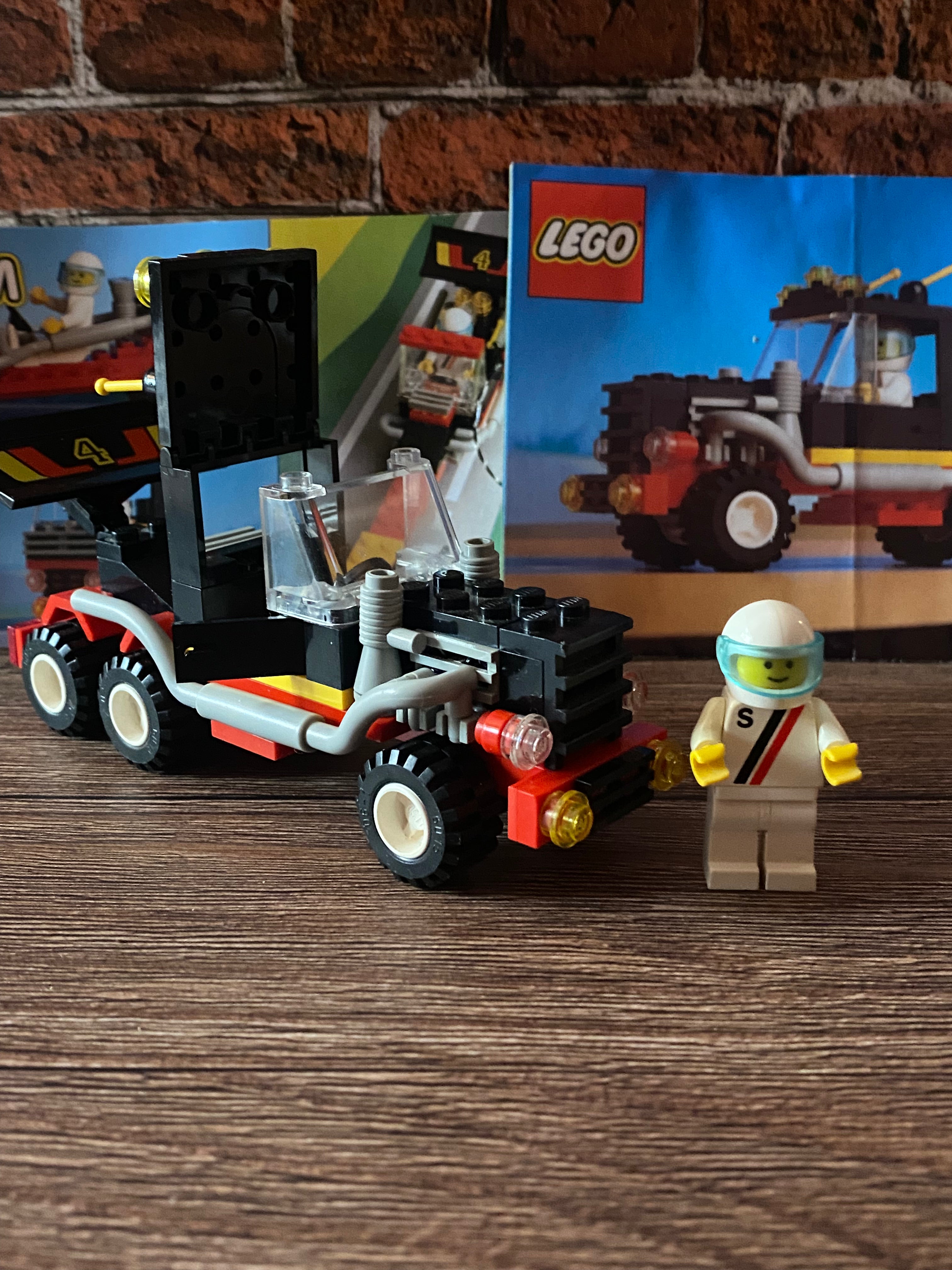 LEGO 6669 Diesel Daredevil (1991)