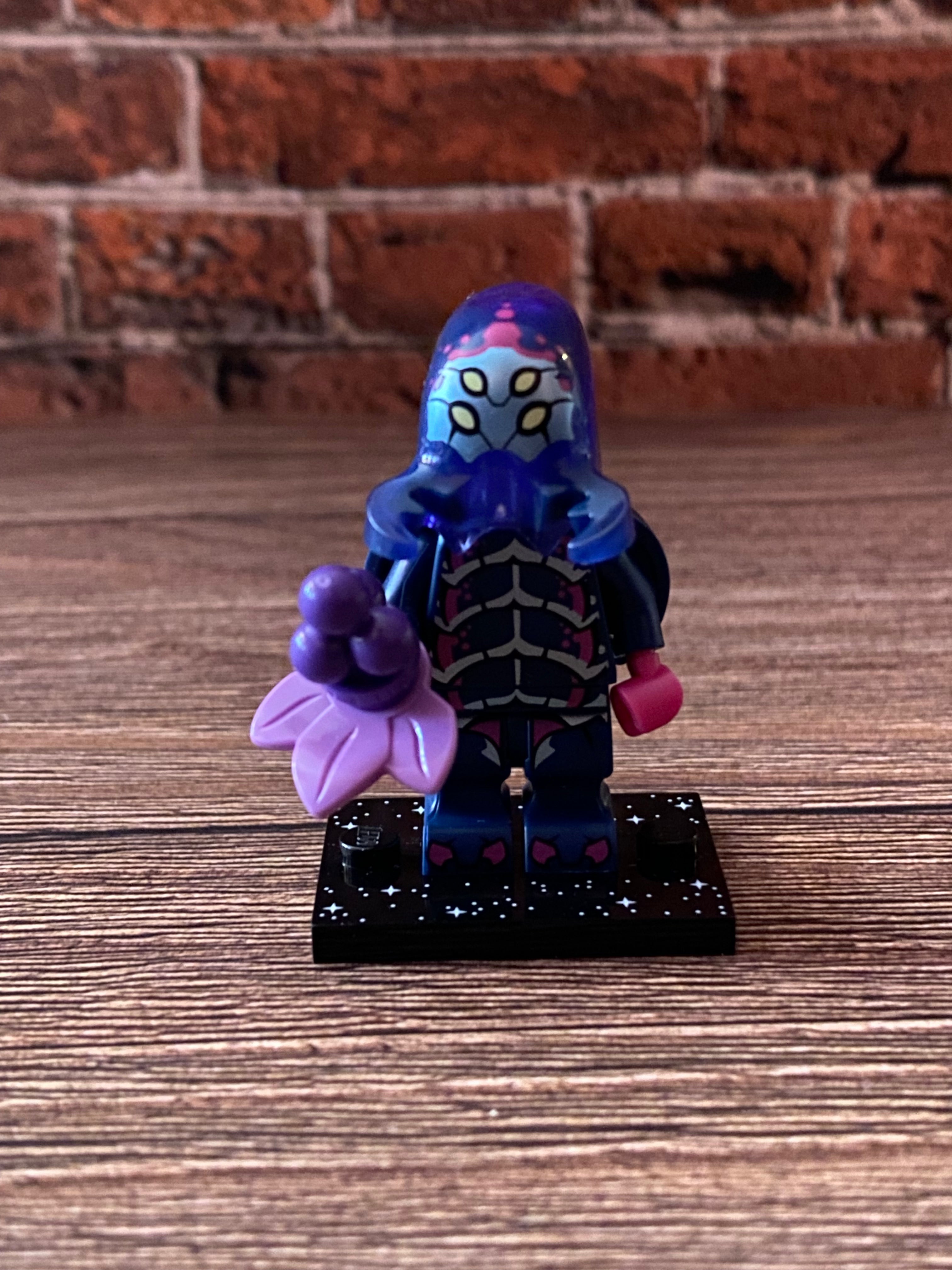 LEGO Минифигурка col26-10 – Alien Beetlezoid Series 26