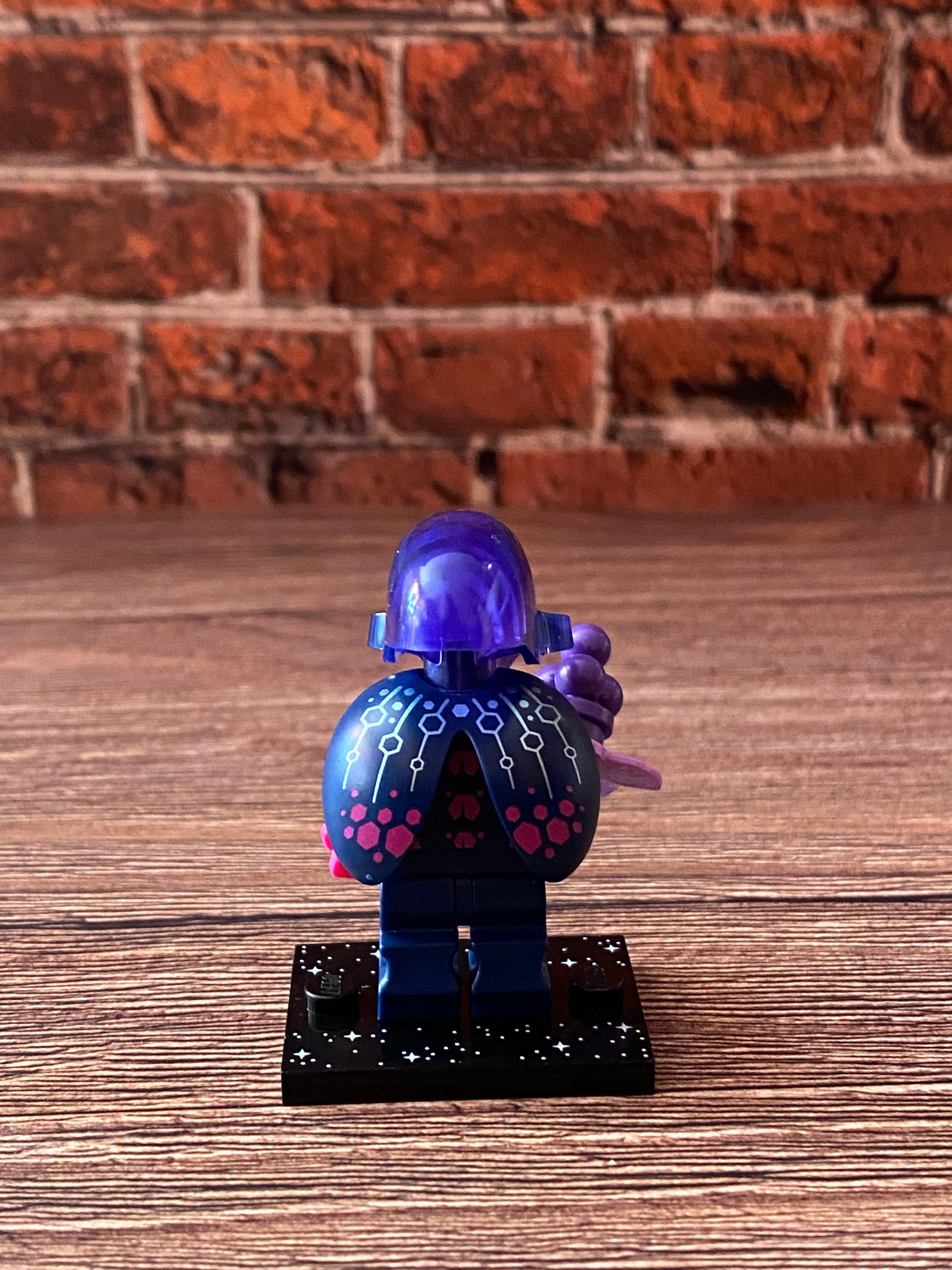 LEGO Минифигурка col26-10 – Alien Beetlezoid Series 26