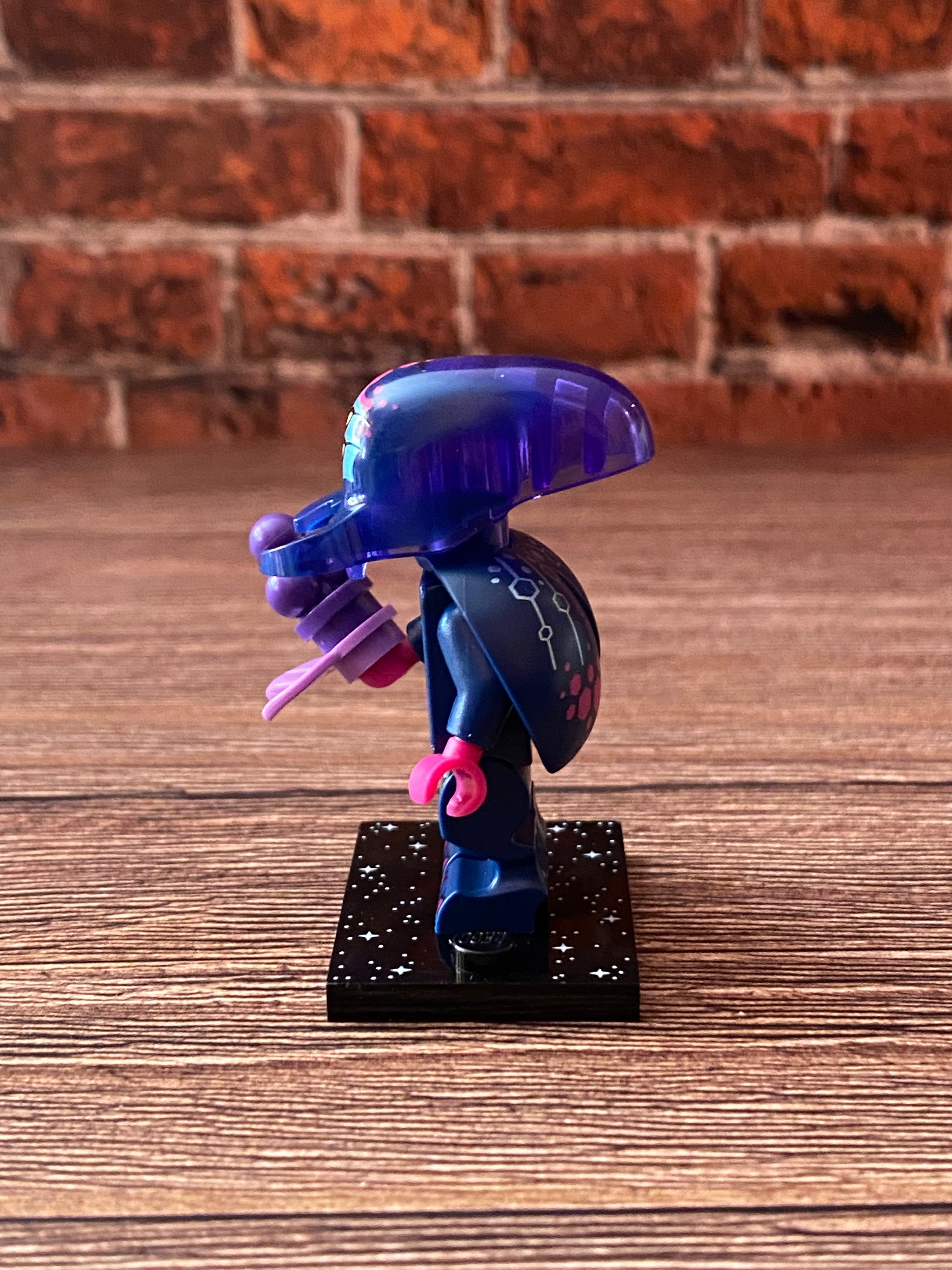 LEGO Минифигурка col26-10 – Alien Beetlezoid Series 26